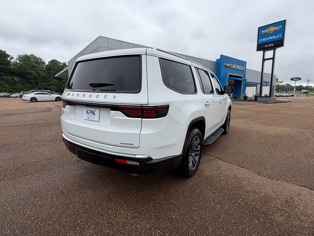 2024 Bright White Clearcoat Jeep Wagoneer Series II RWD SUV