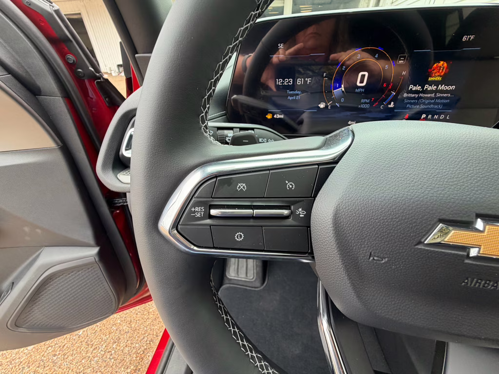 2026 Radiant Red Tintcoat Chevrolet Traverse FWD LT FWD SUV
