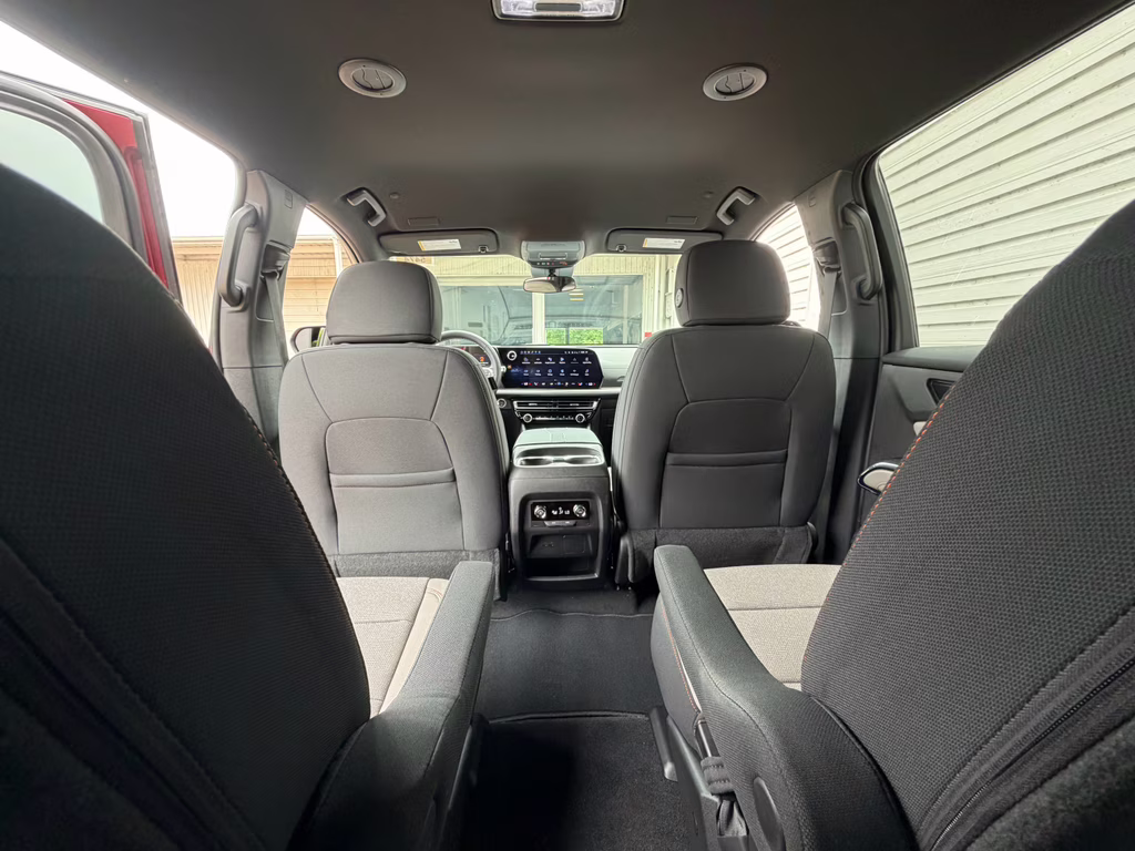 2026 Radiant Red Tintcoat Chevrolet Traverse FWD LT FWD SUV