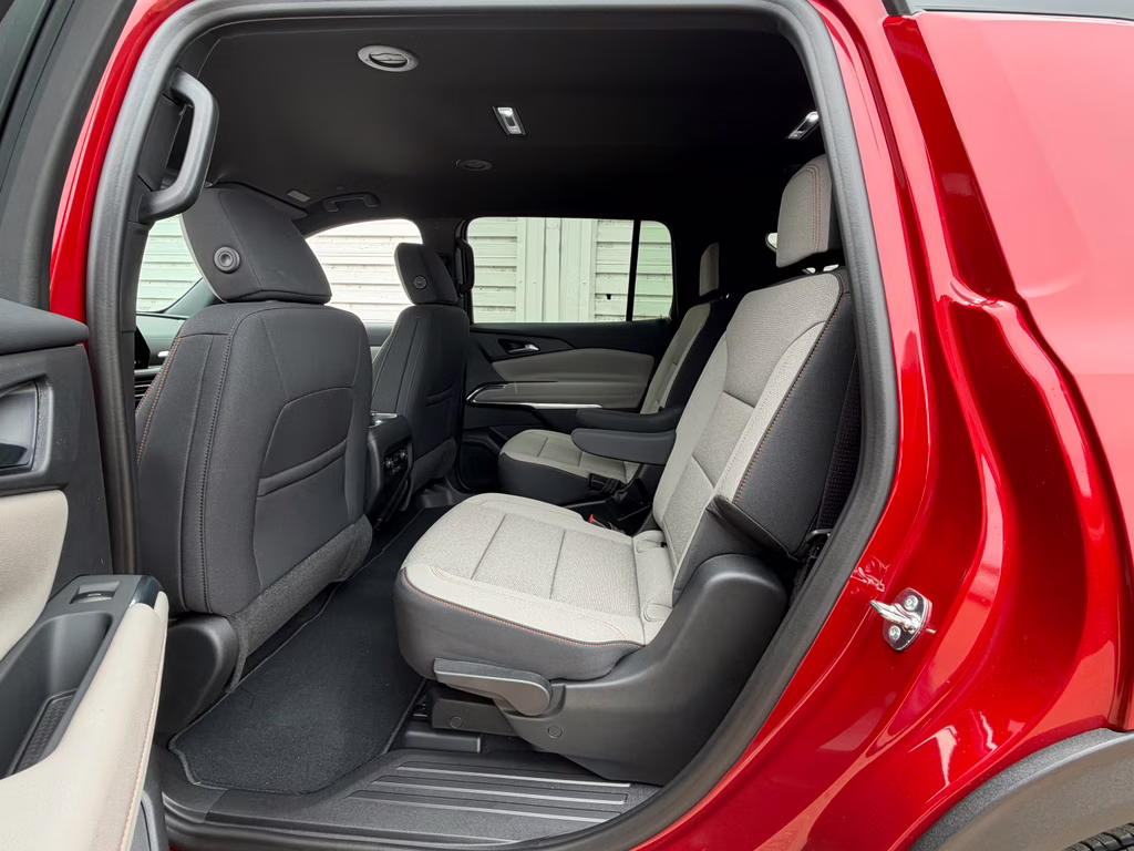 2026 Radiant Red Tintcoat Chevrolet Traverse FWD LT FWD SUV