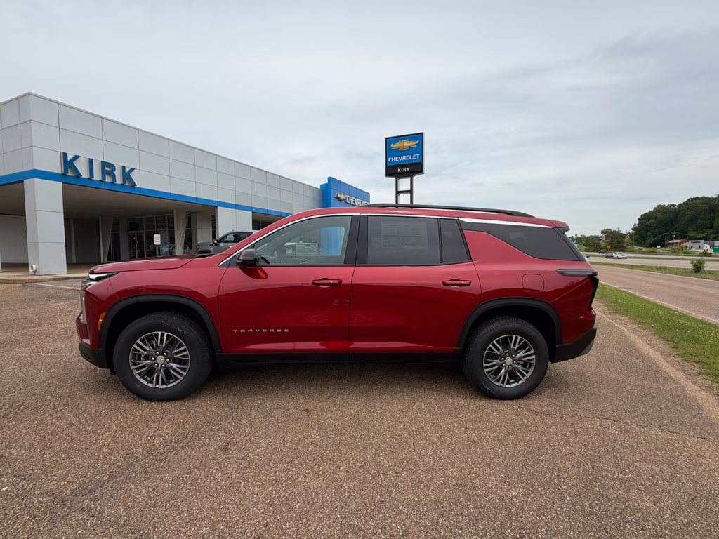 2026 Radiant Red Tintcoat Chevrolet Traverse FWD LT FWD SUV