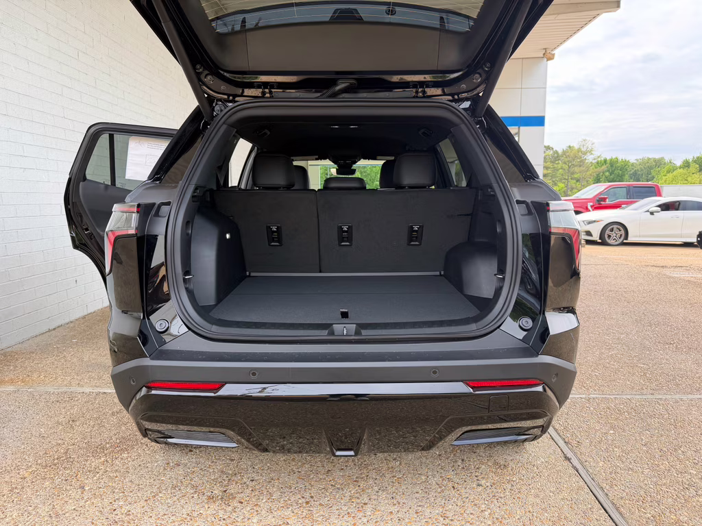 2026 Mosaic Black Metallic Chevrolet Equinox FWD RS FWD SUV
