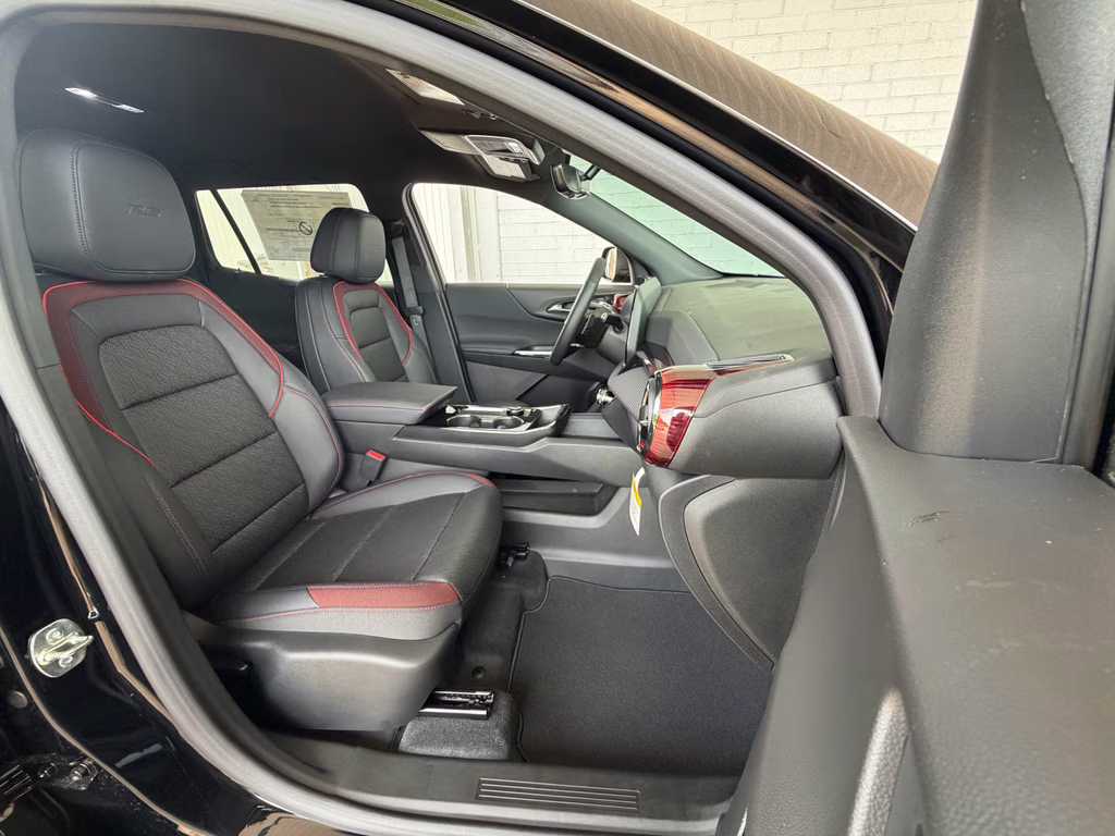 2026 Mosaic Black Metallic Chevrolet Equinox FWD RS FWD SUV