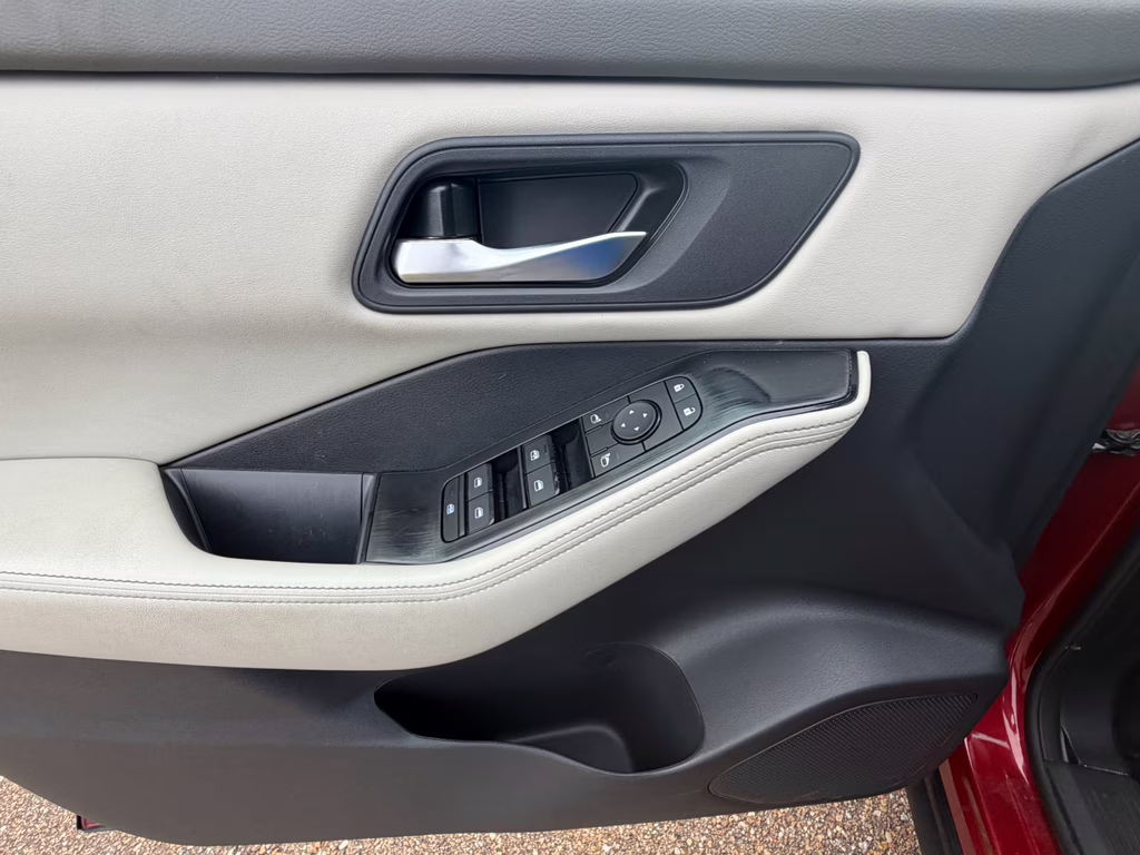 2025 Scarlet Ember Tintcoat Nissan Rogue SV AWD SUV