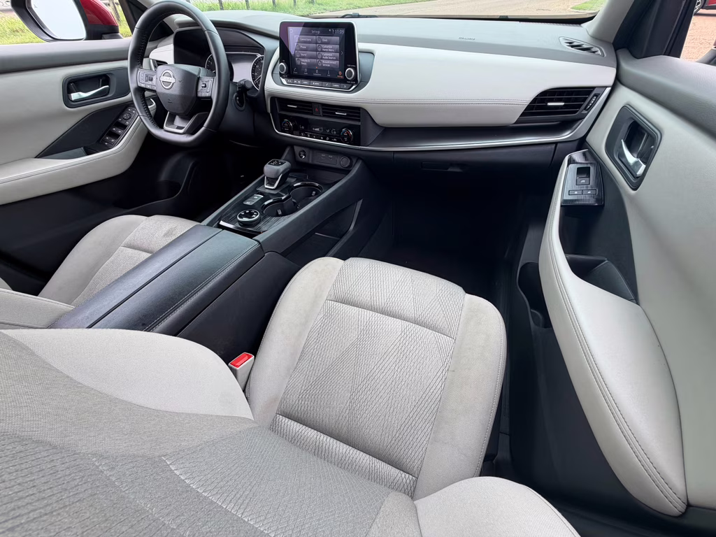 2025 Scarlet Ember Tintcoat Nissan Rogue SV AWD SUV