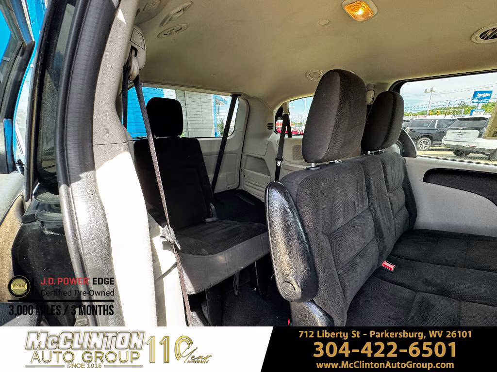 2019 Brilliant Black Crystal Pearlcoat Dodge Grand Caravan SE FWD Van