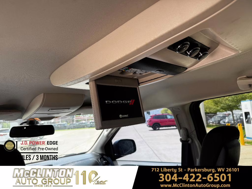 2019 Brilliant Black Crystal Pearlcoat Dodge Grand Caravan SE FWD Van