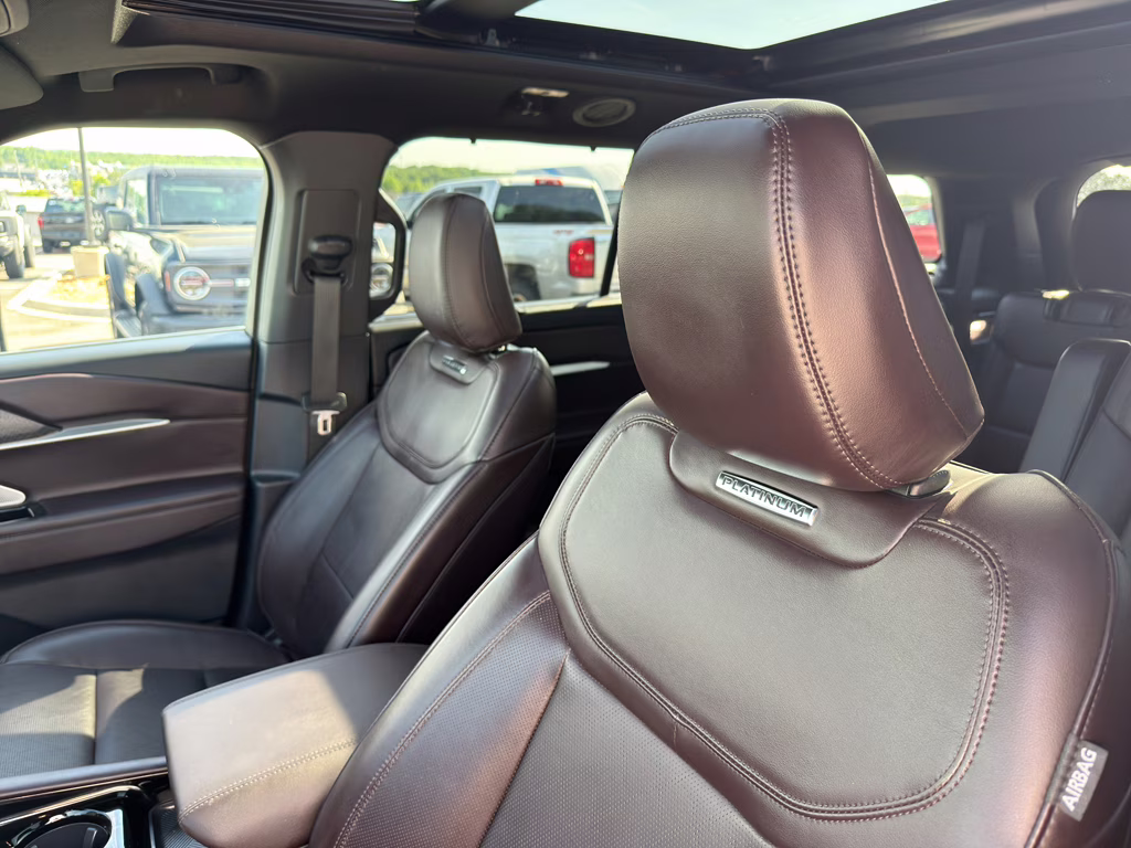 2025 Rapid Red Met Tinted Cc Ford Explorer Platinum RWD SUV