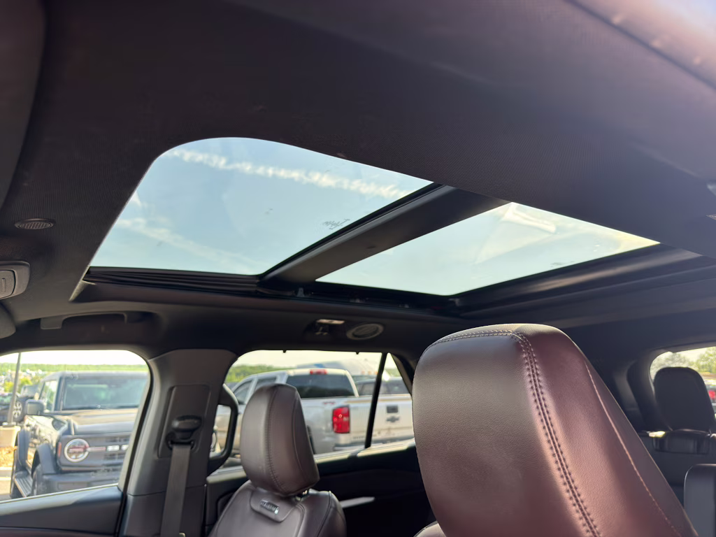 2025 Rapid Red Met Tinted Cc Ford Explorer Platinum RWD SUV