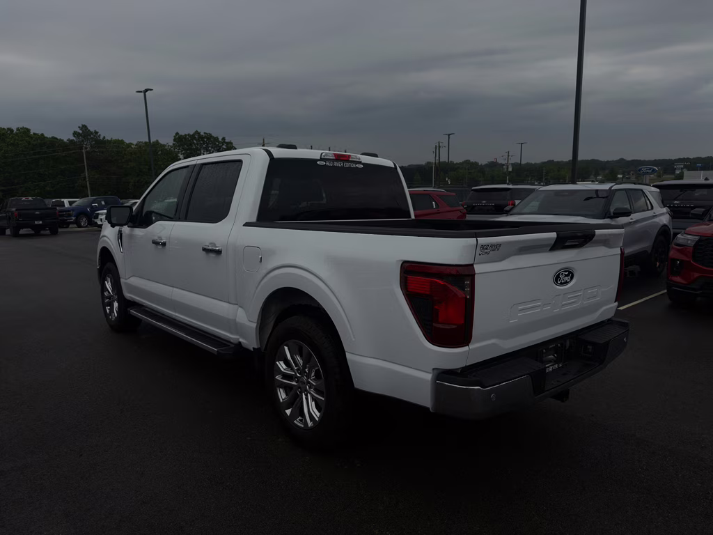 2024 Oxford White Ford F-150 XLT RWD Truck