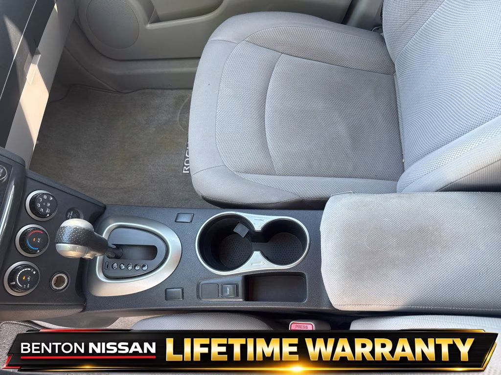 2014 Pearl White Nissan Rogue Select S FWD SUV