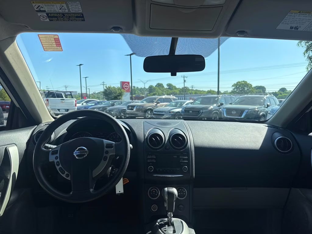 2014 Pearl White Nissan Rogue Select S FWD SUV