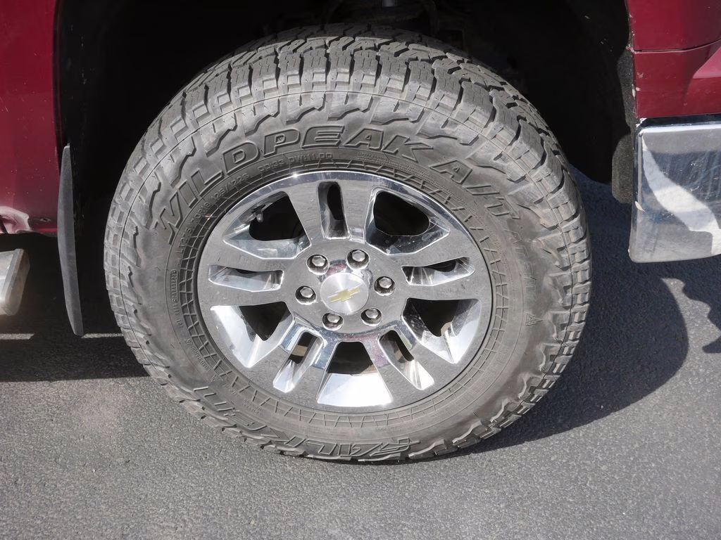 2016 Siren Red Tintcoat Chevrolet Silverado 1500 LT 4X4 Truck