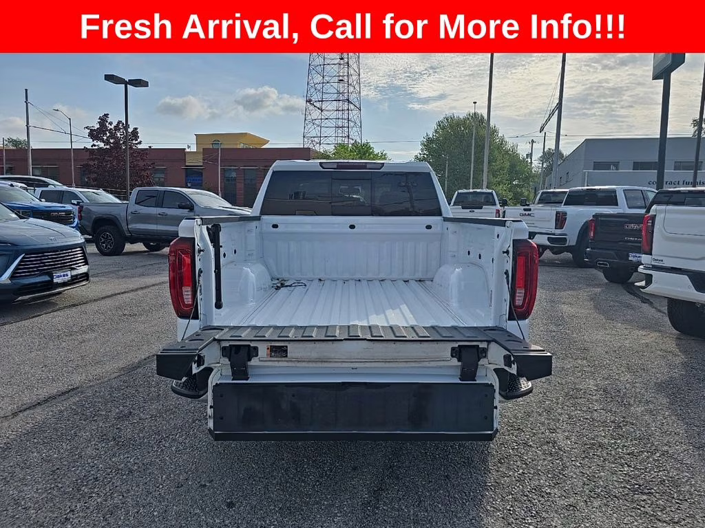 2021 Summit White GMC Sierra 1500 SLT 4X4 Truck