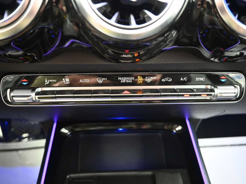 2023 Polar White Mercedes-Benz GLB GLB 250 AWD SUV