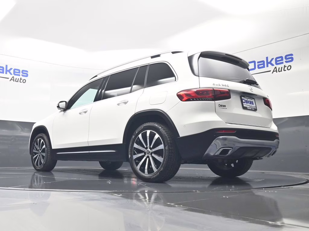 2023 Polar White Mercedes-Benz GLB GLB 250 AWD SUV