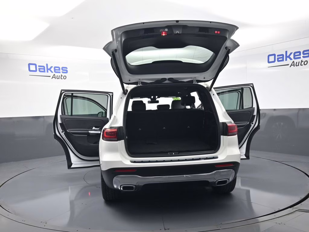 2023 Polar White Mercedes-Benz GLB GLB 250 AWD SUV