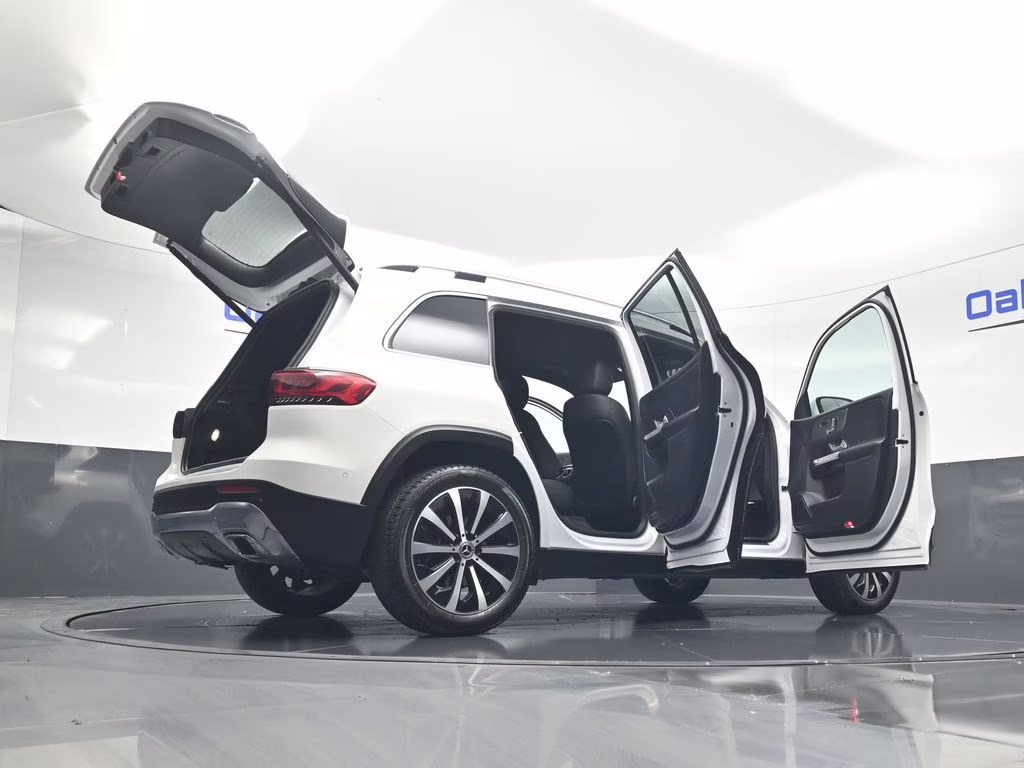 2023 Polar White Mercedes-Benz GLB GLB 250 AWD SUV