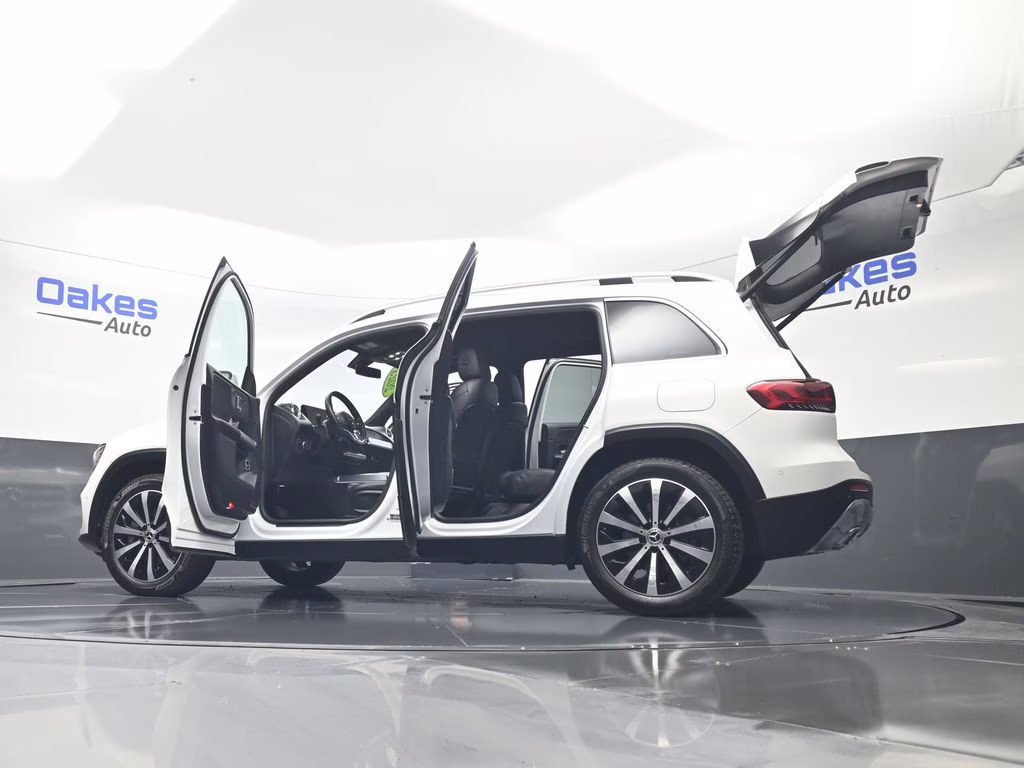 2023 Polar White Mercedes-Benz GLB GLB 250 AWD SUV