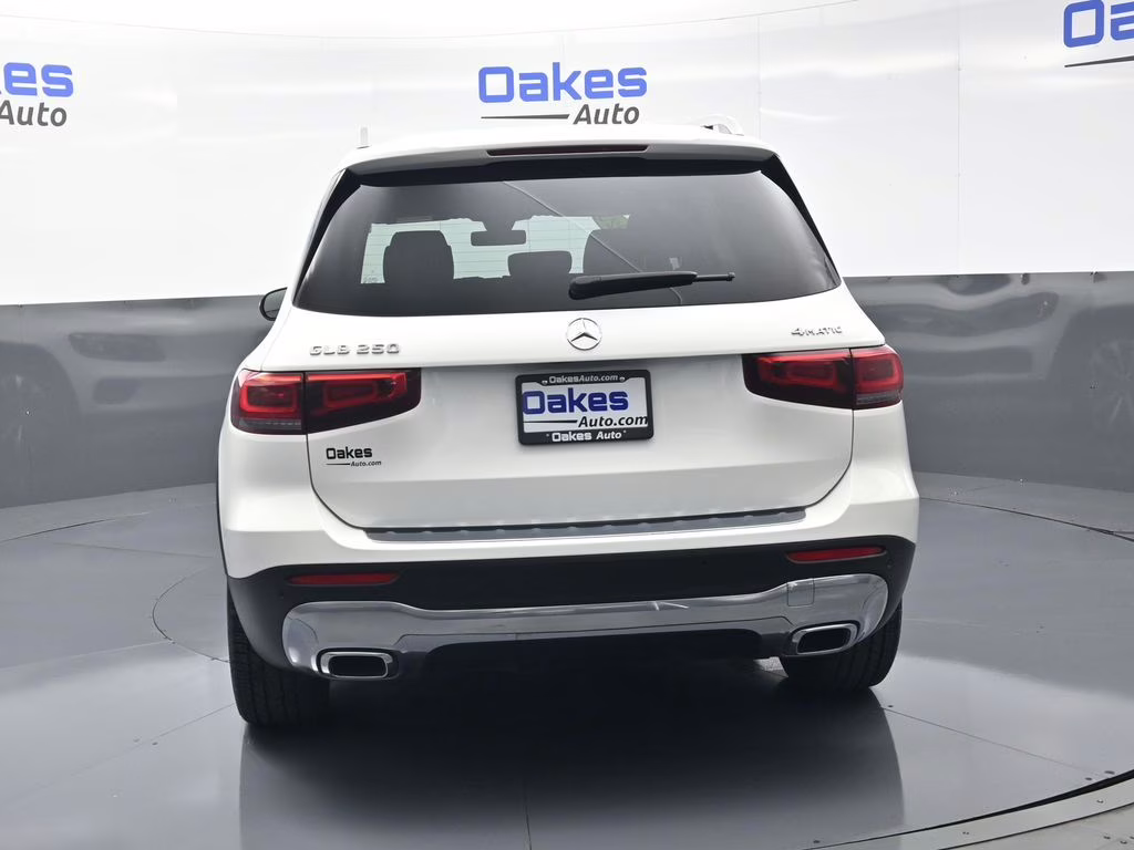 2023 Polar White Mercedes-Benz GLB GLB 250 AWD SUV
