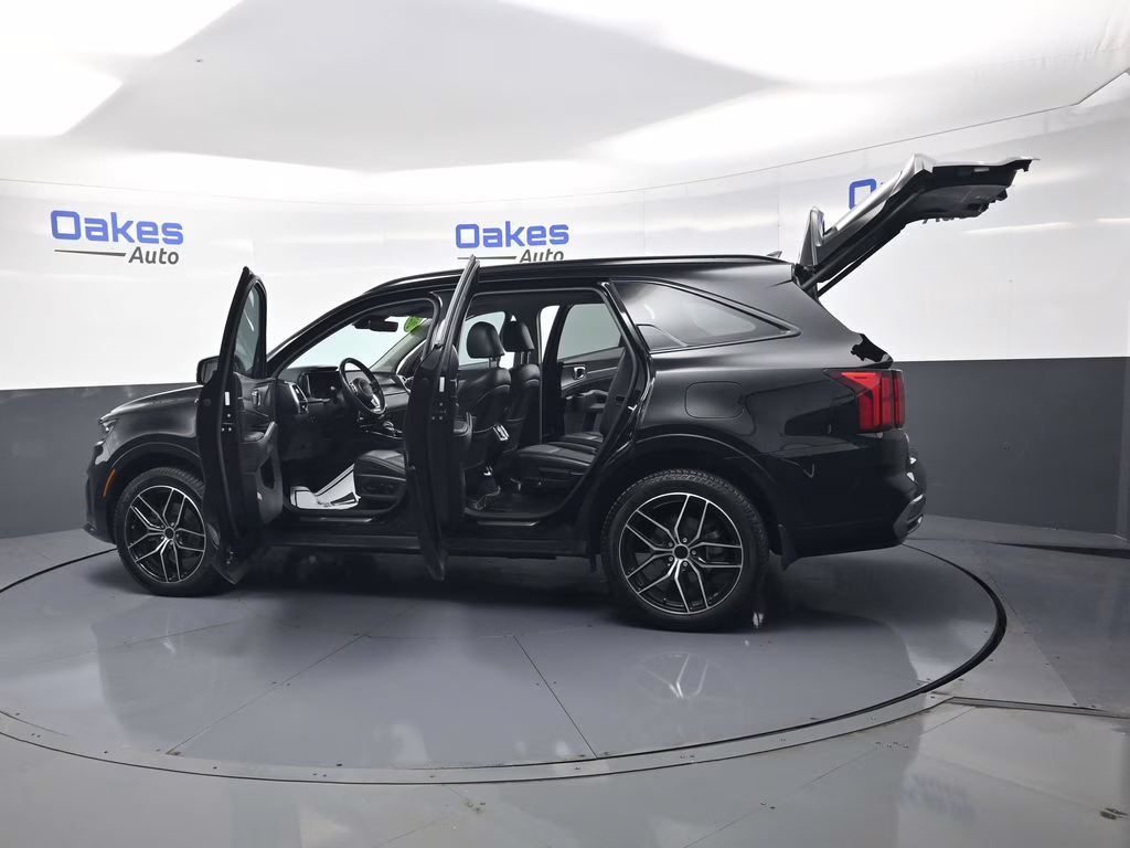 2022 Ebony Black Kia Sorento SX AWD SUV
