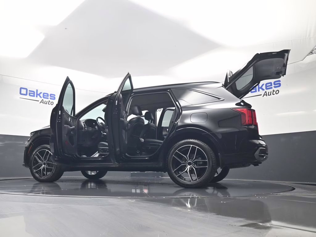 2022 Ebony Black Kia Sorento SX AWD SUV