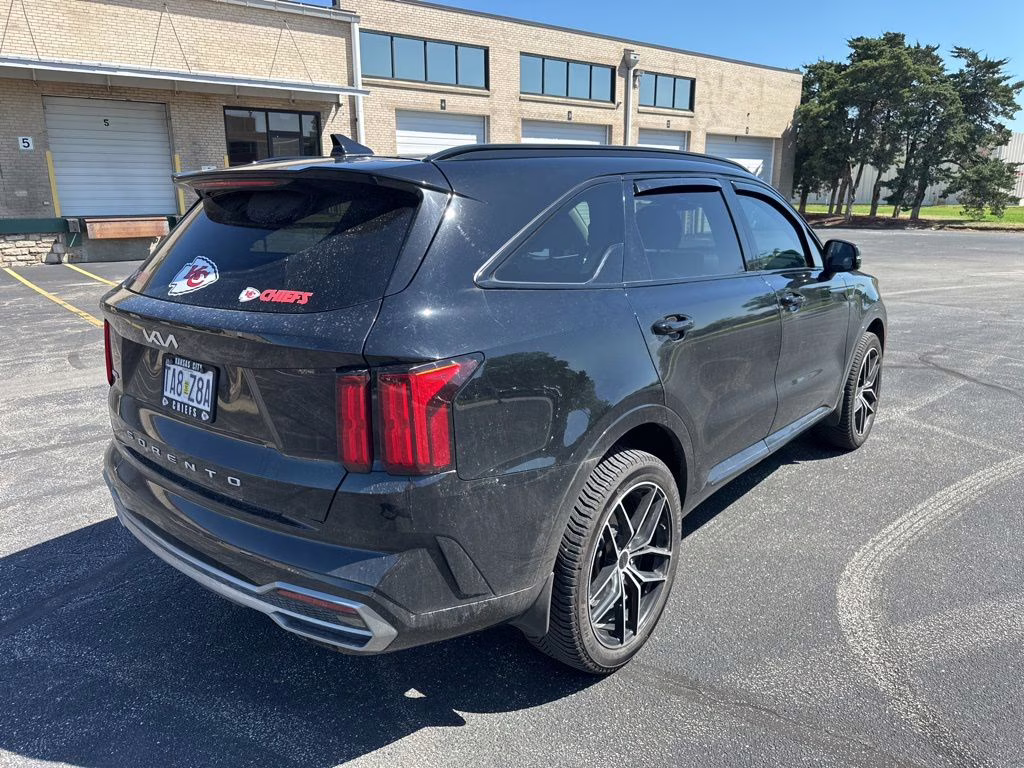 2022 Ebony Black Kia Sorento SX AWD SUV