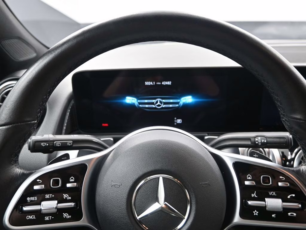 2023 Polar White Mercedes-Benz GLB GLB 250 AWD SUV