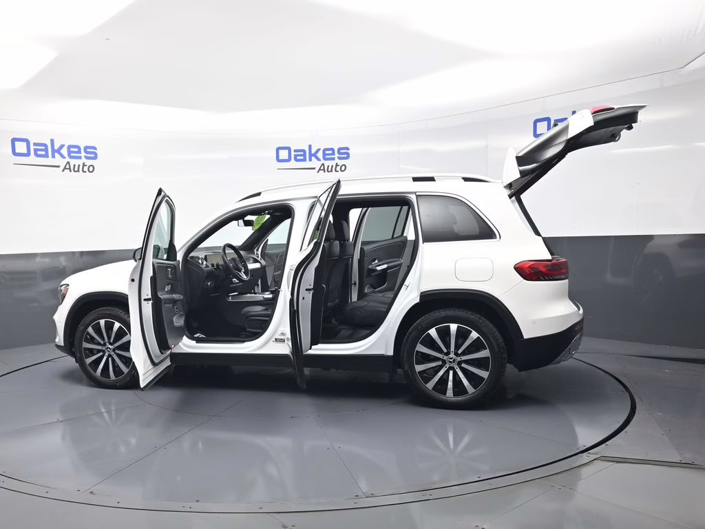 2023 Polar White Mercedes-Benz GLB GLB 250 AWD SUV