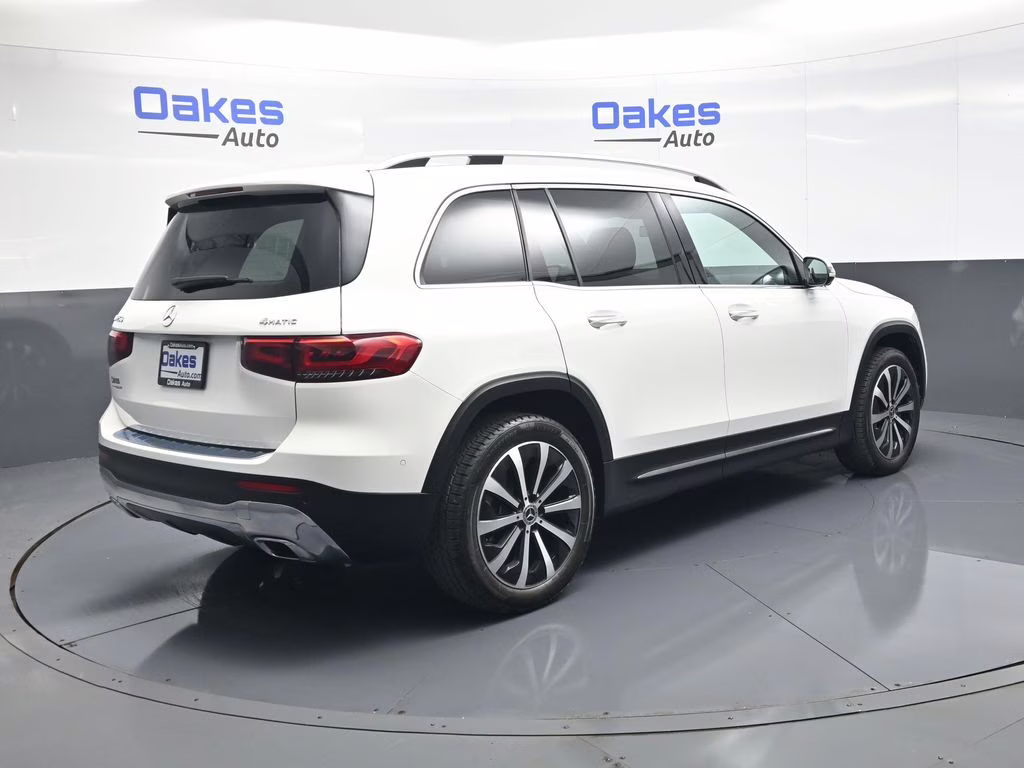 2023 Polar White Mercedes-Benz GLB GLB 250 AWD SUV