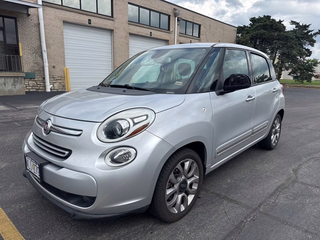 2014 Grigio Chiaro (Graphite Metallic) FIAT 500L Lounge FWD Hatchback