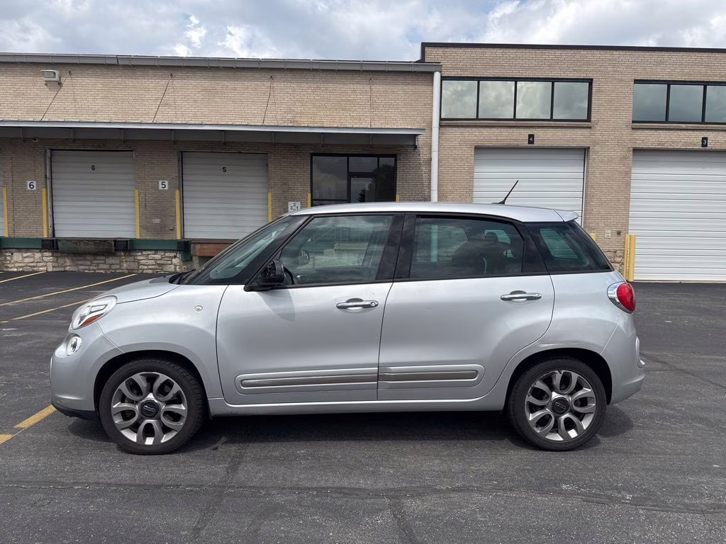 2014 Grigio Chiaro (Graphite Metallic) FIAT 500L Lounge FWD Hatchback