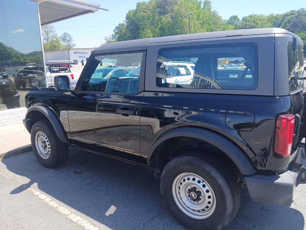 2023 Shadow Black Ford Bronco Base 4X4 SUV