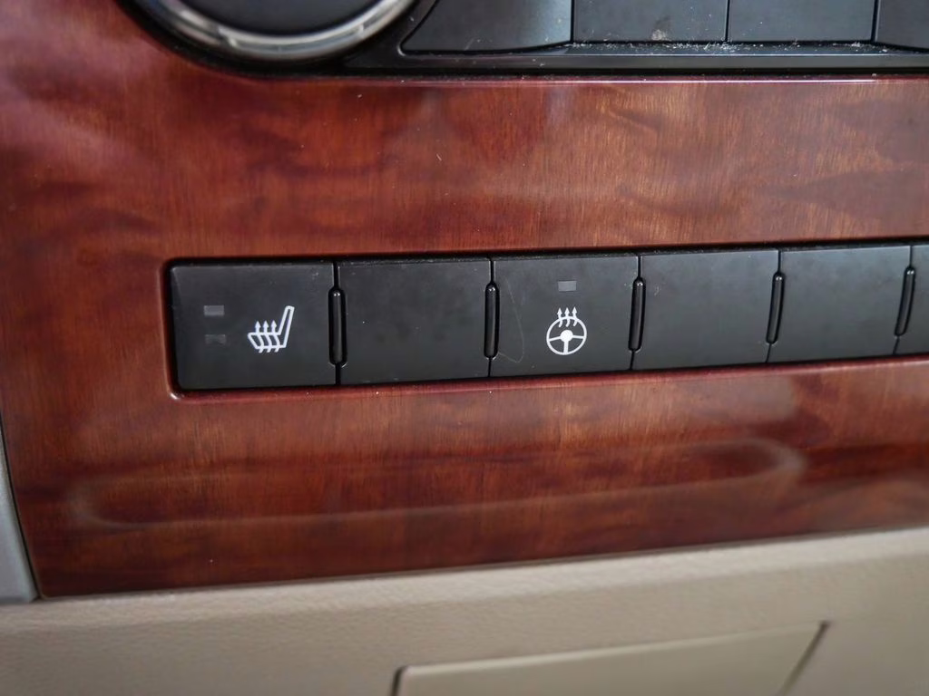 2010 Austin Tan Pearl Dodge 1500 Laramie 4X4 Truck