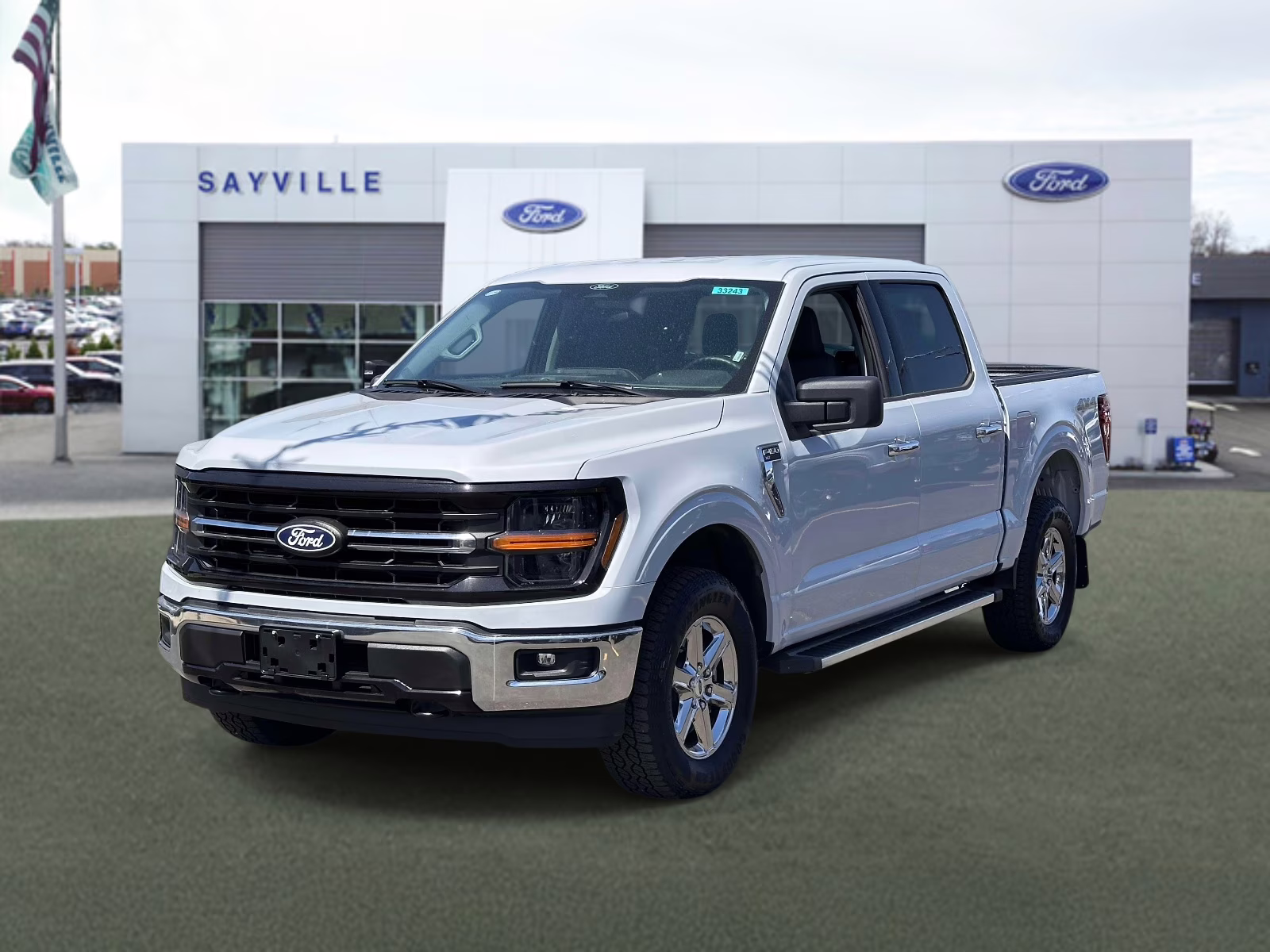 2025 Space White Metallic Ford F-150 XLT 4WD SuperCrew 5.5' Box 4X4 Truck