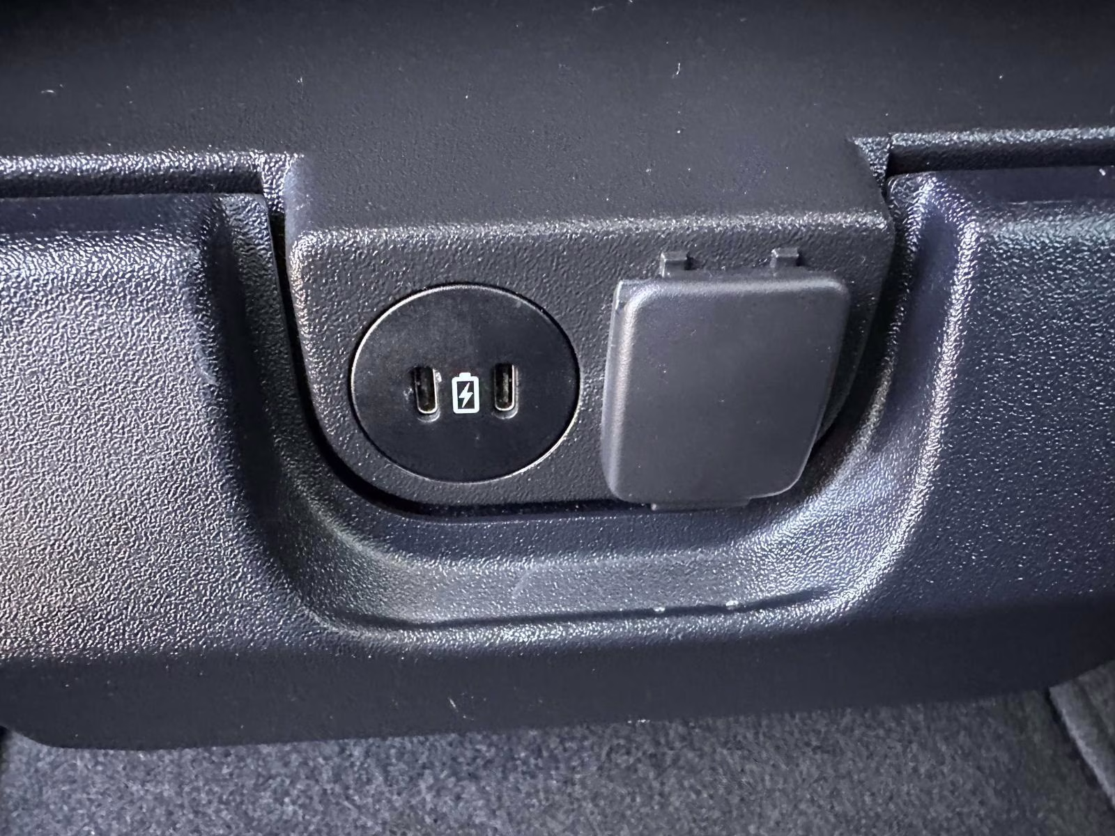 2025 Space White Metallic Ford F-150 XLT 4WD SuperCrew 5.5' Box 4X4 Truck