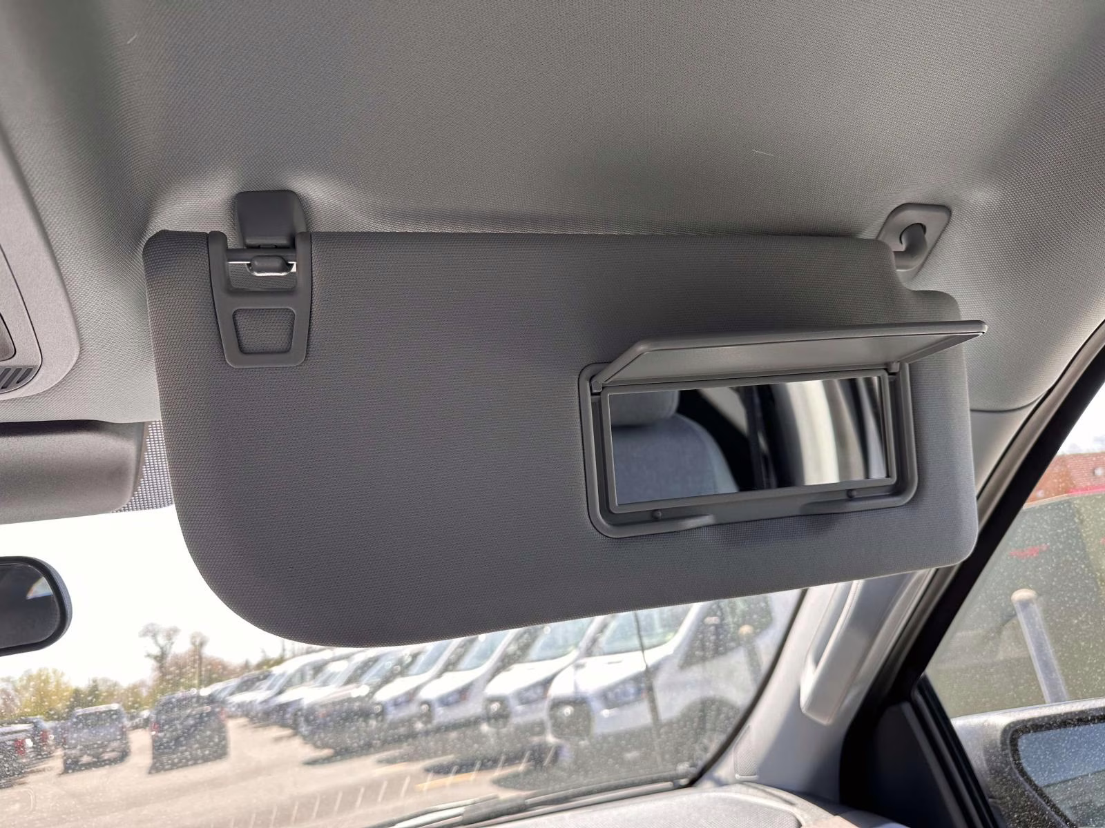 2025 Space White Metallic Ford F-150 XLT 4WD SuperCrew 5.5' Box 4X4 Truck