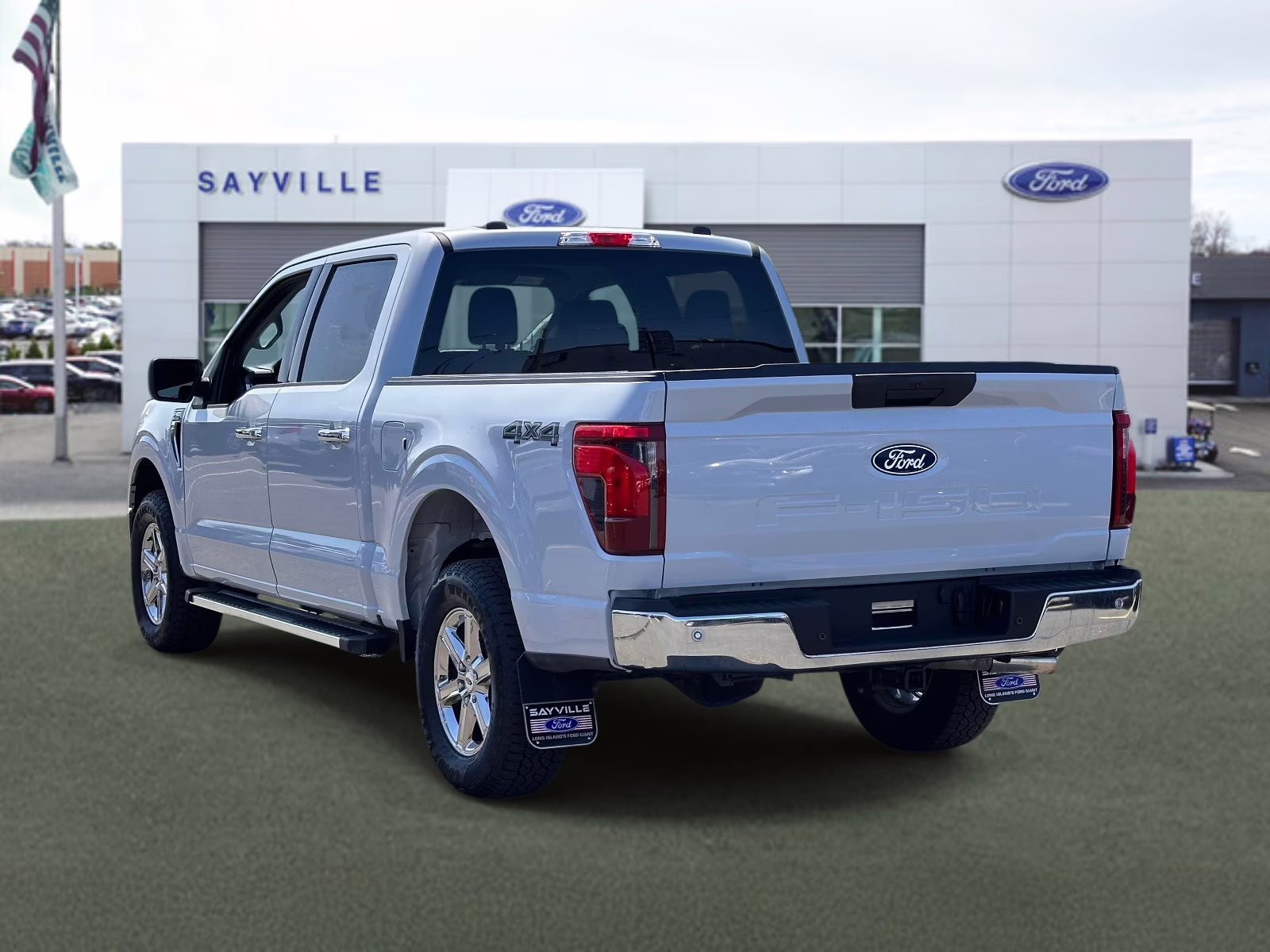 2025 Space White Metallic Ford F-150 XLT 4WD SuperCrew 5.5' Box 4X4 Truck