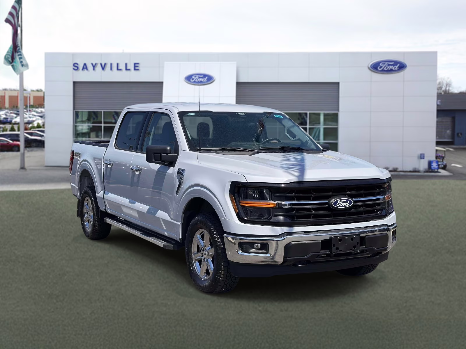 2025 Space White Metallic Ford F-150 XLT 4WD SuperCrew 5.5' Box 4X4 Truck