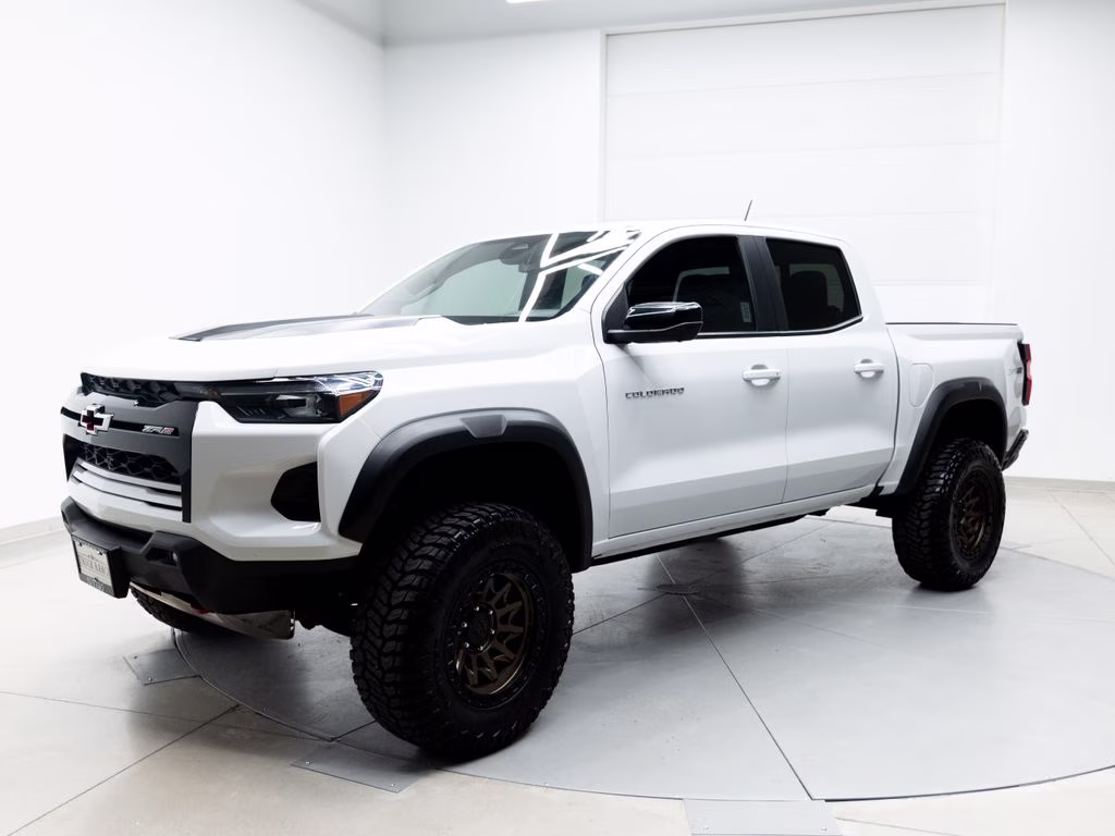 2024 Summit White Chevrolet Colorado ZR2 4X4 Truck