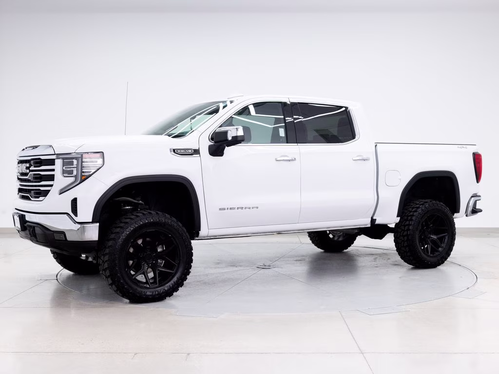 2025 Summit White GMC Sierra 1500 SLT 4X4 Truck