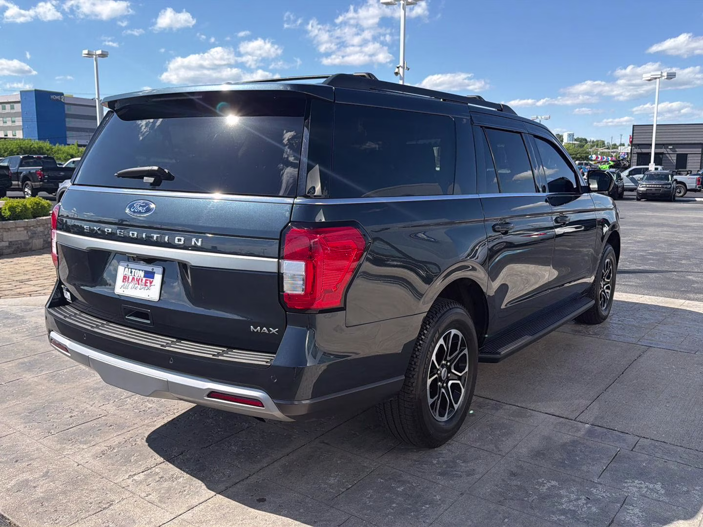 2024 Stone Blue Ford Expedition Max XLT 4X4 SUV