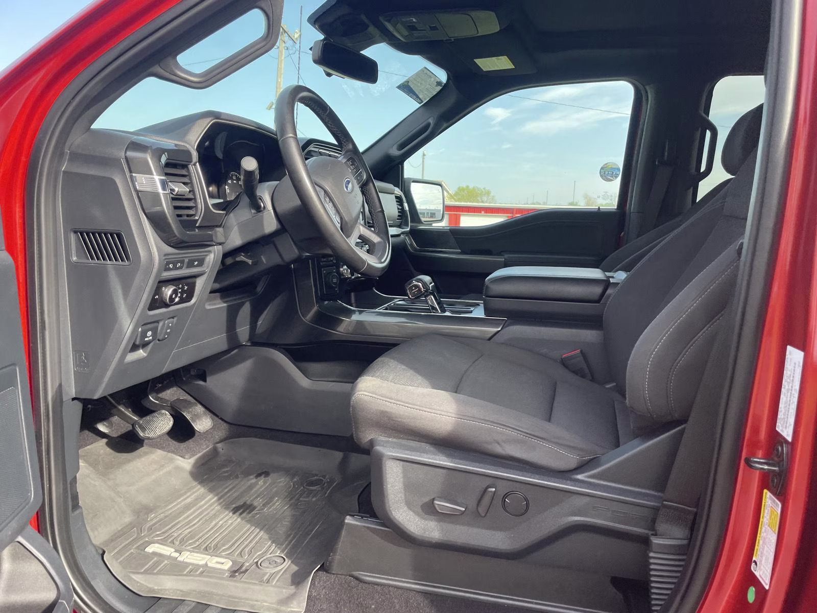 2023 Hot Pepper Red Tinted Clearcoat Ford F-150 XLT 4X4 Truck