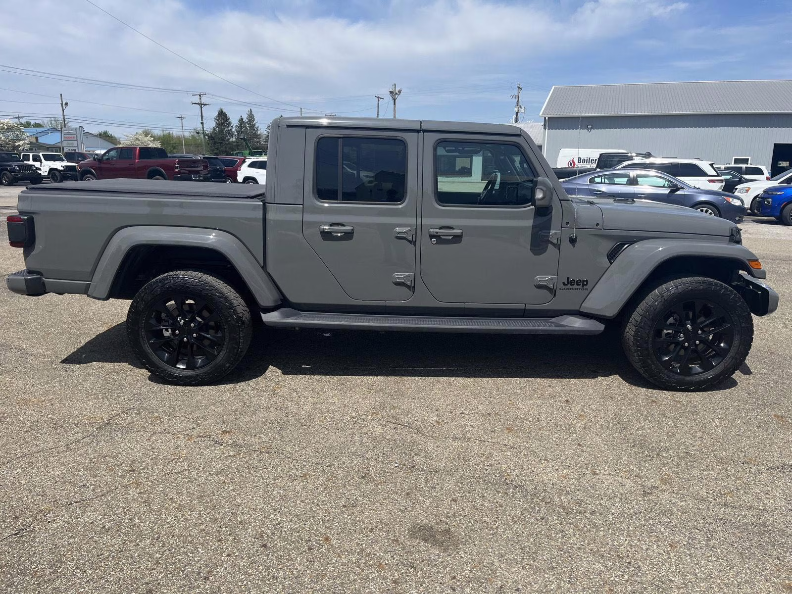 2022 Sting-Gray Clearcoat Jeep Gladiator High Altitude 4X4 Truck