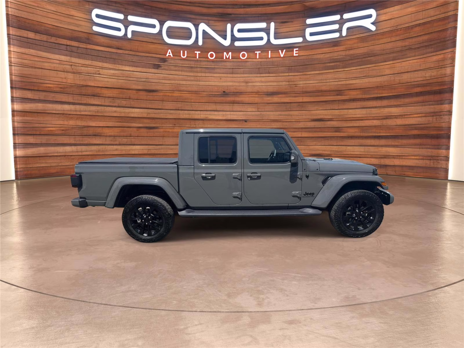2022 Sting-Gray Clearcoat Jeep Gladiator High Altitude 4X4 Truck