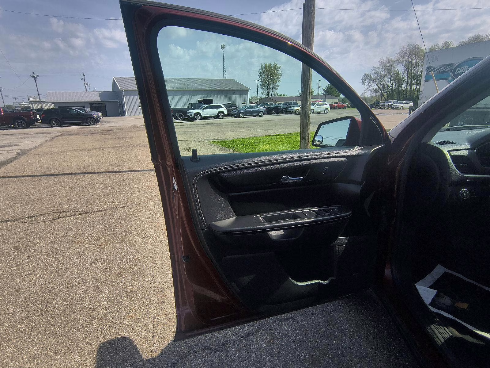 2015 Siren Red Tintcoat Chevrolet Traverse LT AWD SUV