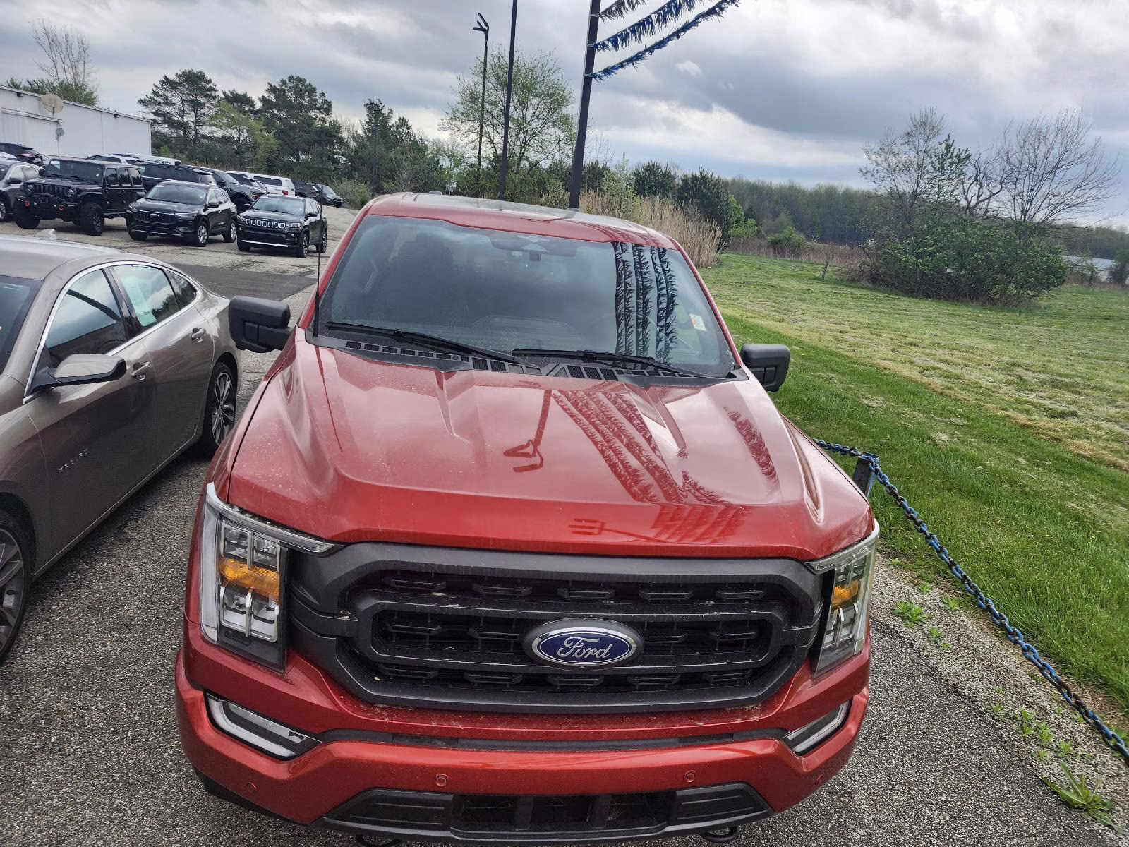 2023 Hot Pepper Red Tinted Clearcoat Ford F-150 XLT 4X4 Truck