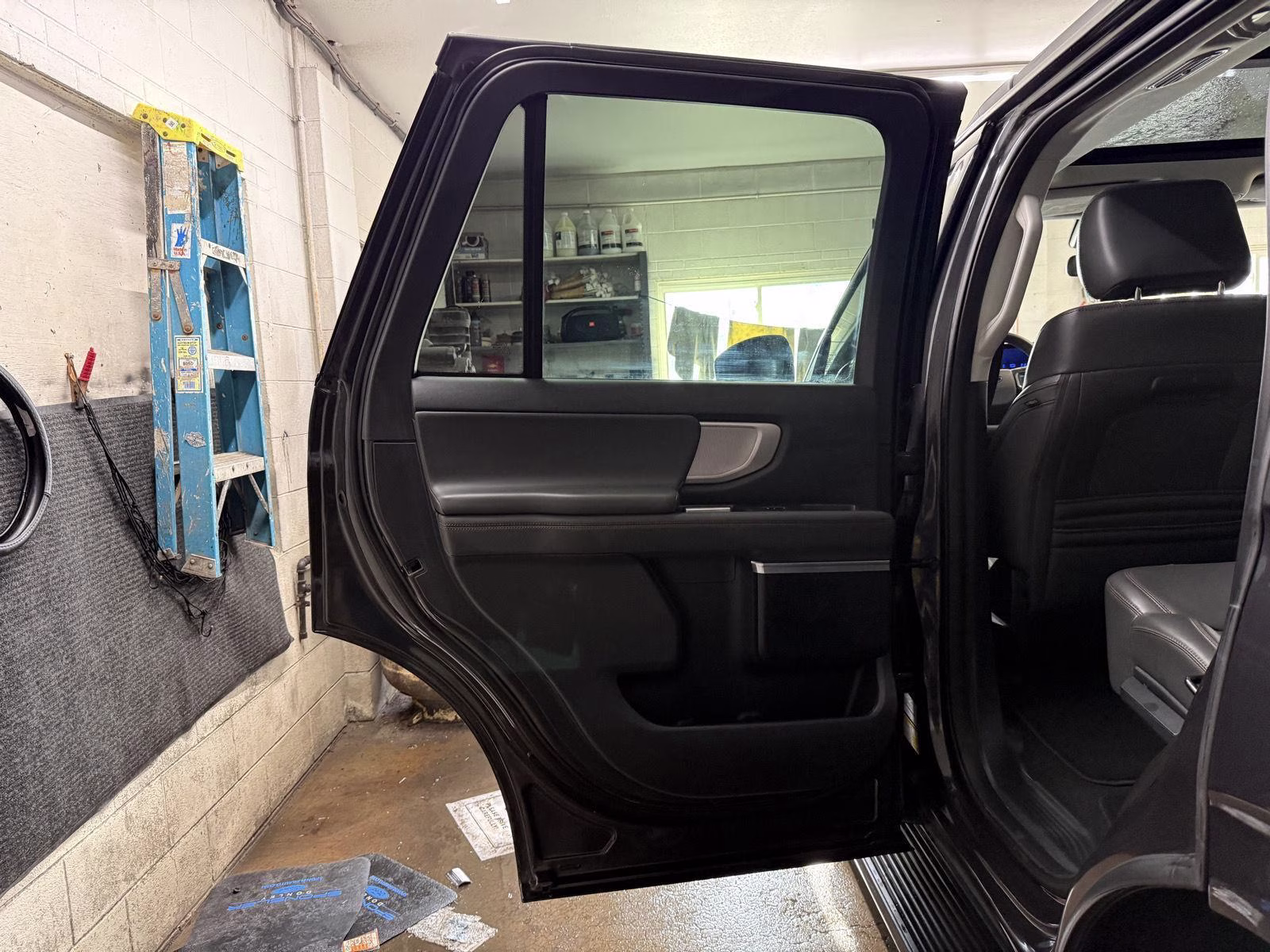 2025 Dark Matter Gray Metallic Ford Expedition Active 4X4 SUV