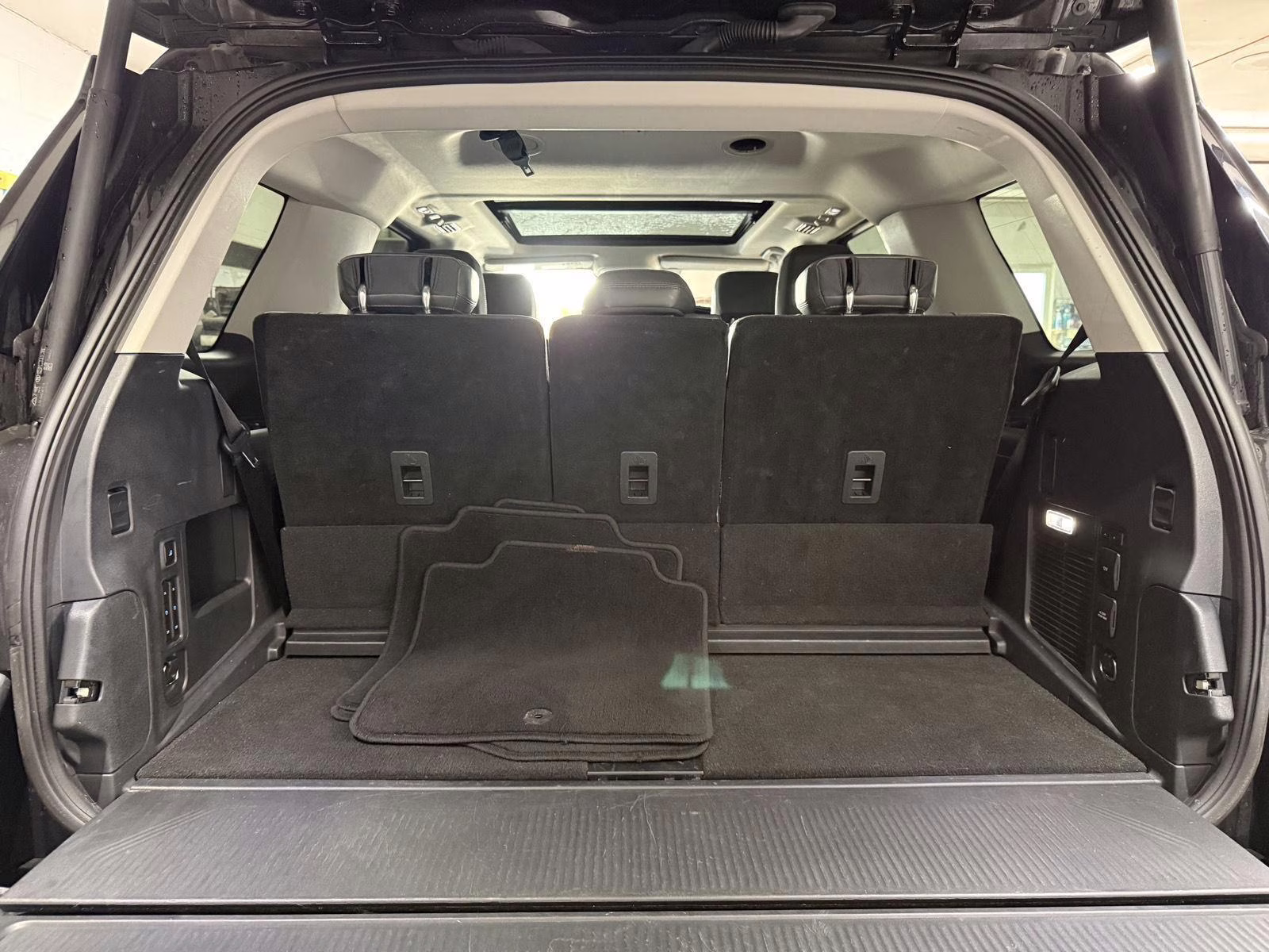 2025 Dark Matter Gray Metallic Ford Expedition Active 4X4 SUV