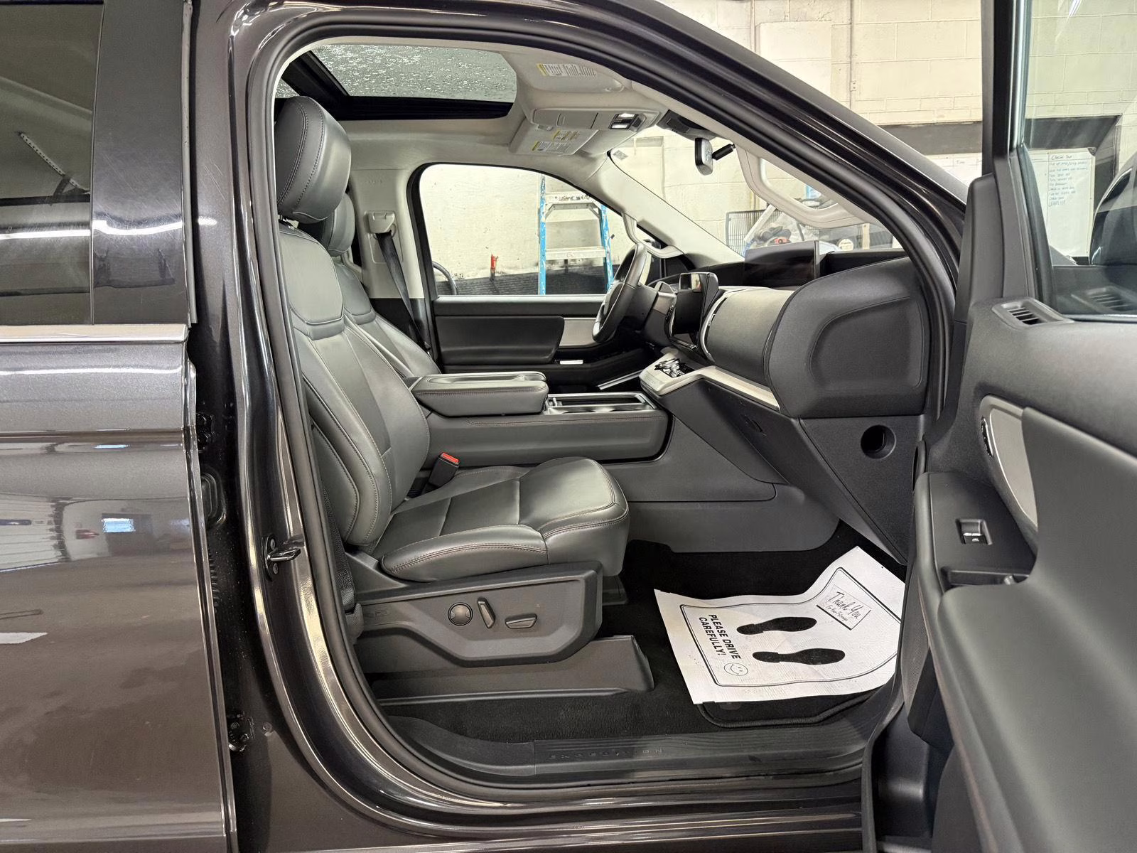 2025 Dark Matter Gray Metallic Ford Expedition Active 4X4 SUV